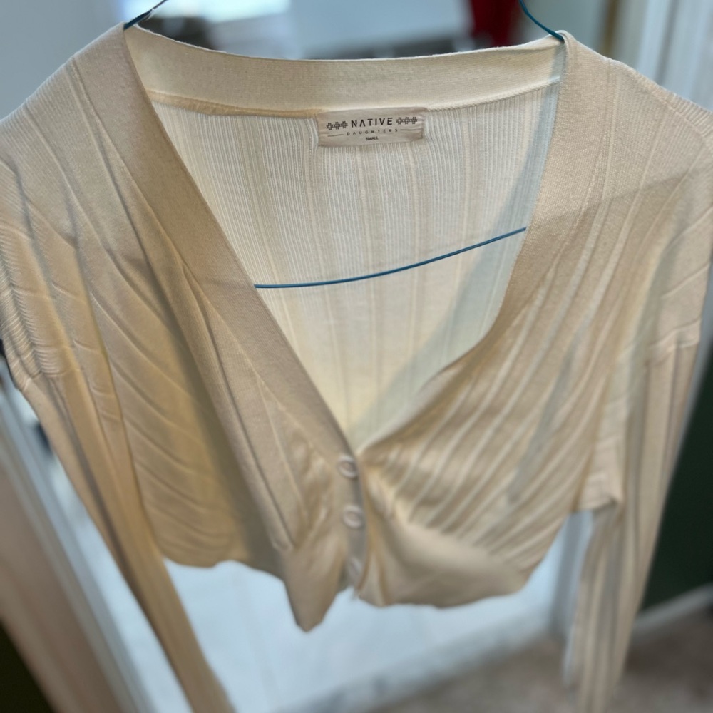 Used Native small sweater/wrap